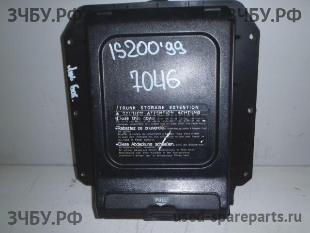 Lexus IS (1) 200/300 Крышка