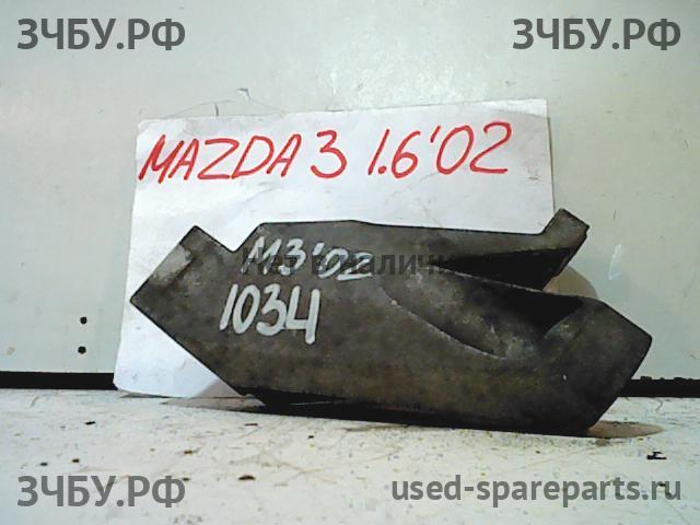 Mazda 3 [BK] Кронштейн крепления КПП