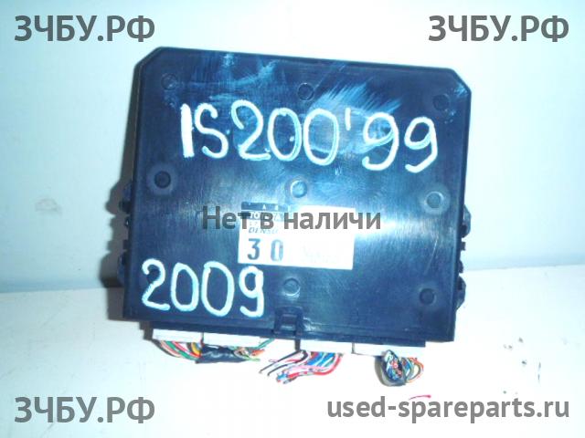 Lexus IS (1) 200/300 Блок управления ABS