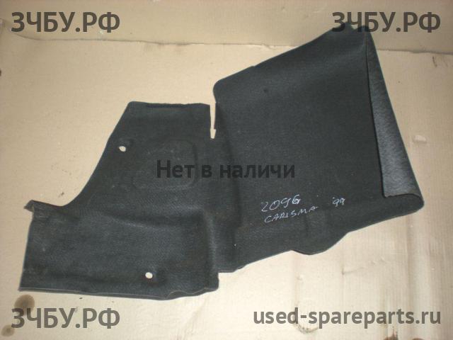 Mitsubishi Carisma (DA) Обшивка багажника боковая левая