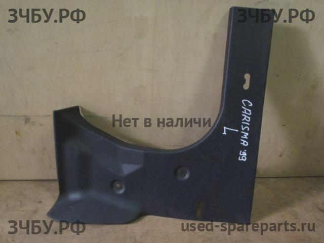 Mitsubishi Carisma (DA) Накладка
