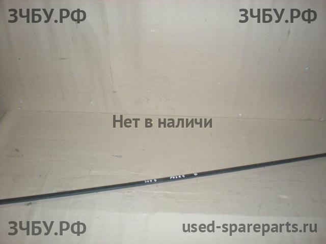 Mitsubishi Pajero/Montero 3 Молдинг крыши правый
