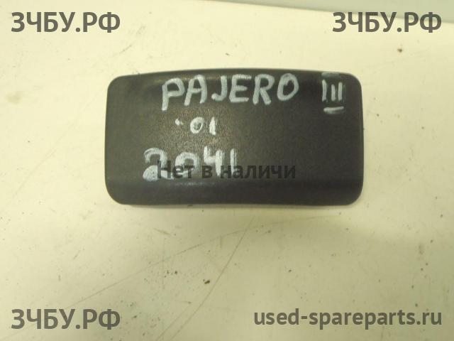 Mitsubishi Pajero/Montero 3 Пепельница