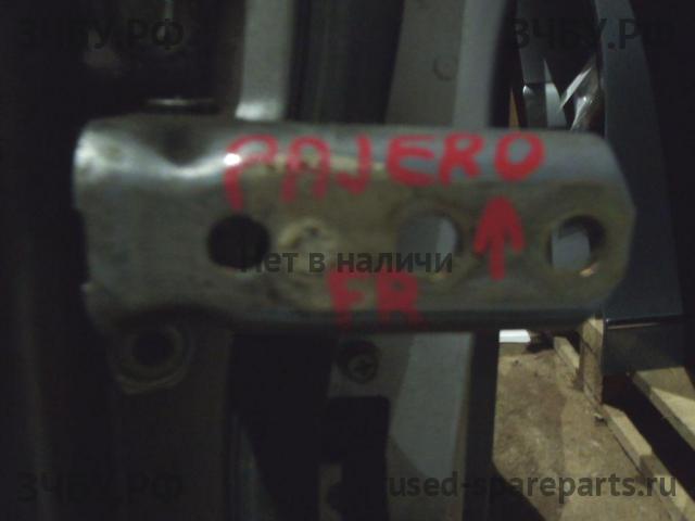 Mitsubishi Pajero/Montero 3 Петля двери передней правой