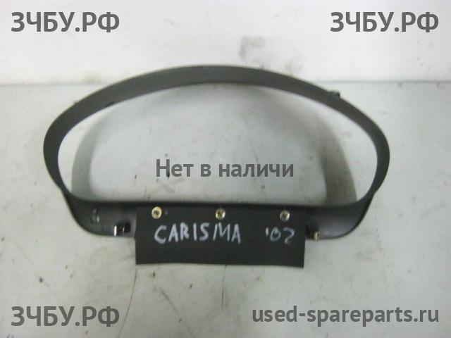 Mitsubishi Carisma (DA) Накладка декоративная на панель приборов