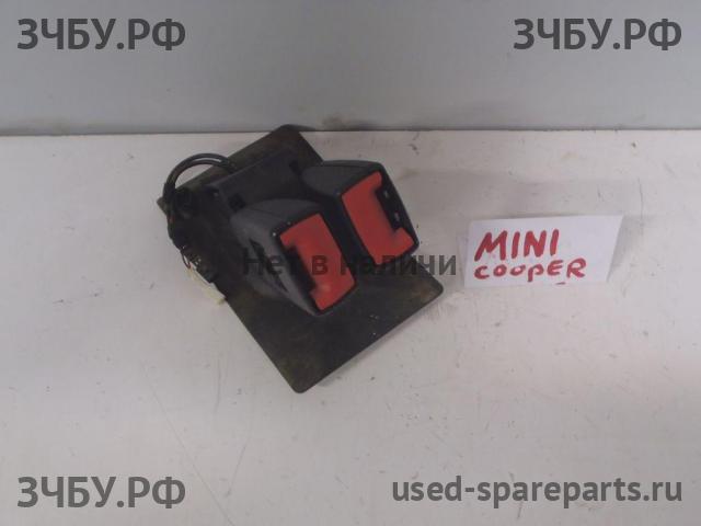 Mini Cooper Coupe 2 [R56] Ответная часть ремня безопасности