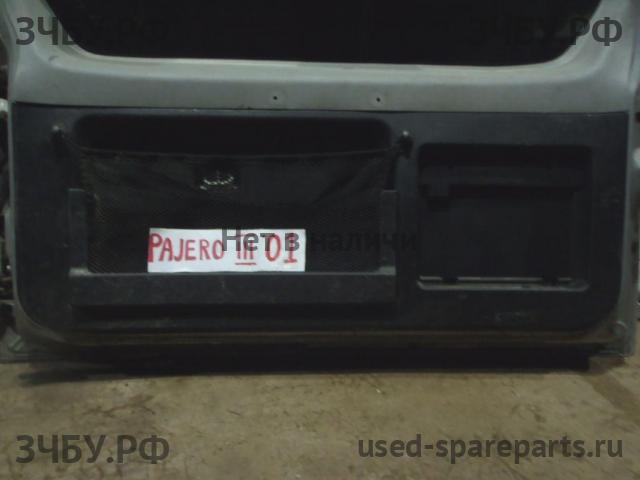 Mitsubishi Pajero/Montero 3 Обшивка двери багажника