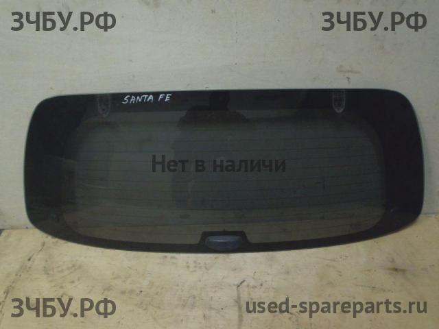 Hyundai Santa Fe 1 (SM) Стекло заднее