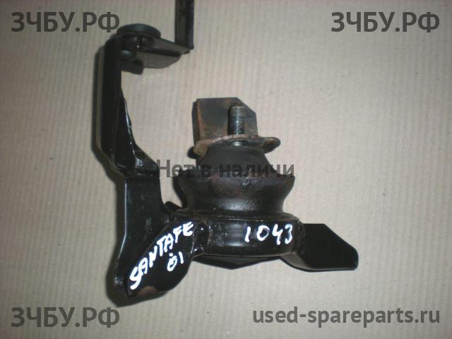 Hyundai Santa Fe 1 (SM) Опора двигателя