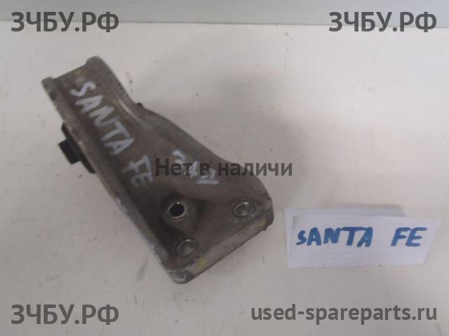 Hyundai Santa Fe 1 (SM) Опора двигателя