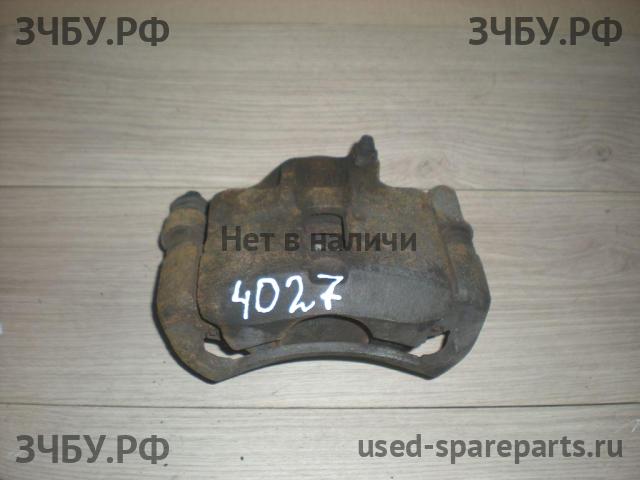 Hyundai Getz Суппорт передний левый (в сборе со скобой)