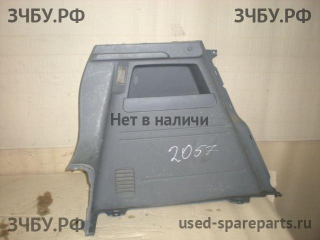 Hyundai Getz Обшивка багажника боковая правая