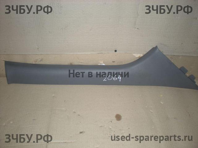 Hyundai Getz Накладка стойки передней правой