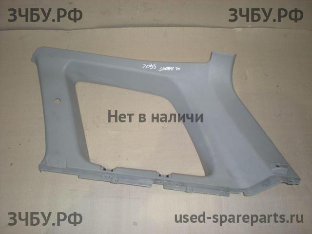 Hyundai Santa Fe 1 (SM) Обшивка багажника боковая правая