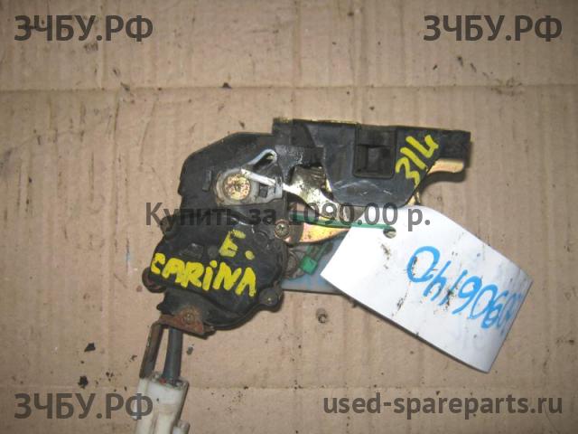 Toyota Carina.E (T190) Замок двери задней левой