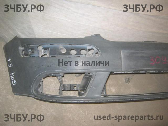 Volkswagen Golf 5 Plus Бампер передний