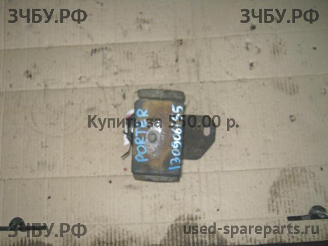 Hyundai Porter Опора двигателя