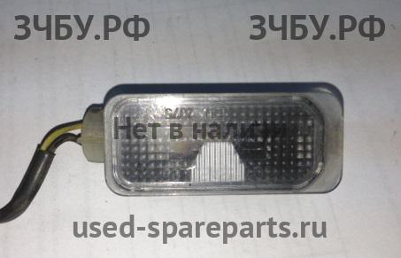 Ford Focus 2 (рестайлинг) Подсветка номера левая