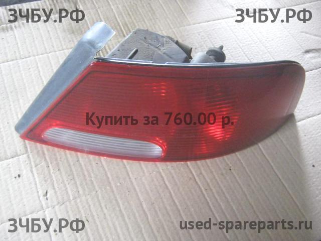 Dodge Stratus 2 Фонарь правый