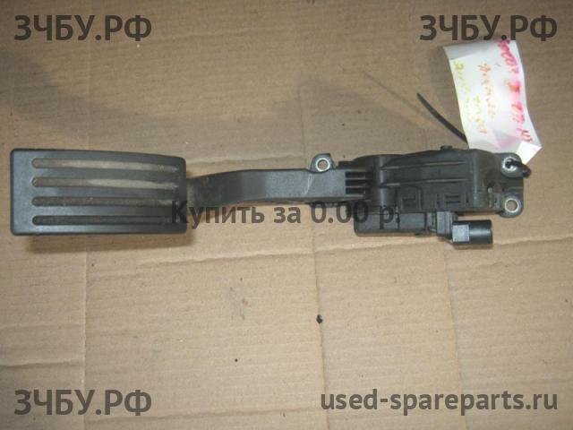 Ford Focus 2 Педаль газа