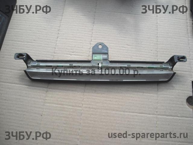 Volvo XC-70 Cross Country (1) Фонарь задний (стоп сигнал)