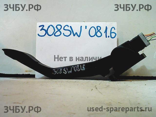 Peugeot 308 Педаль газа