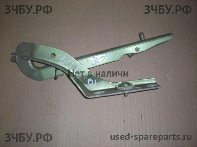 Peugeot 307 Петля капота