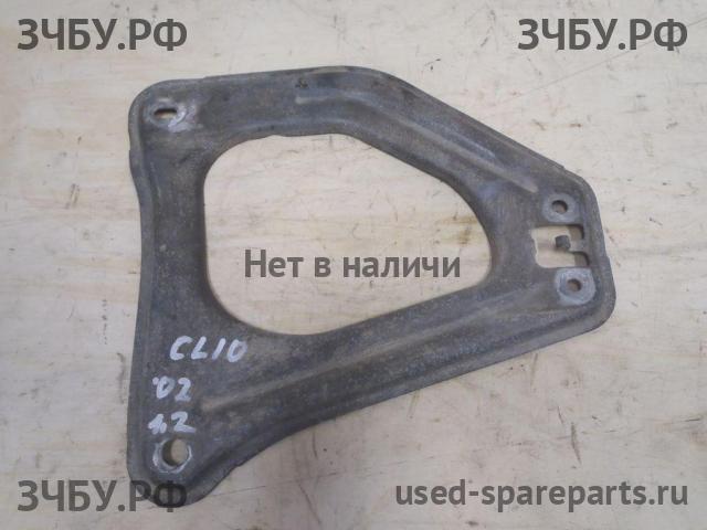 Renault Clio 2/Simbol 1 Кронштейн передней балки