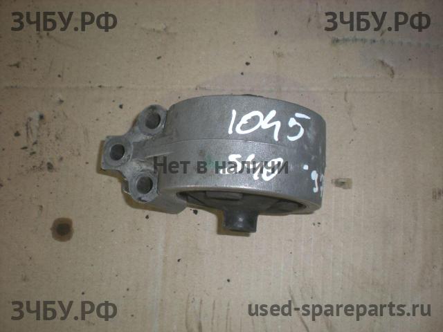 Volvo S40 (1) Опора КПП