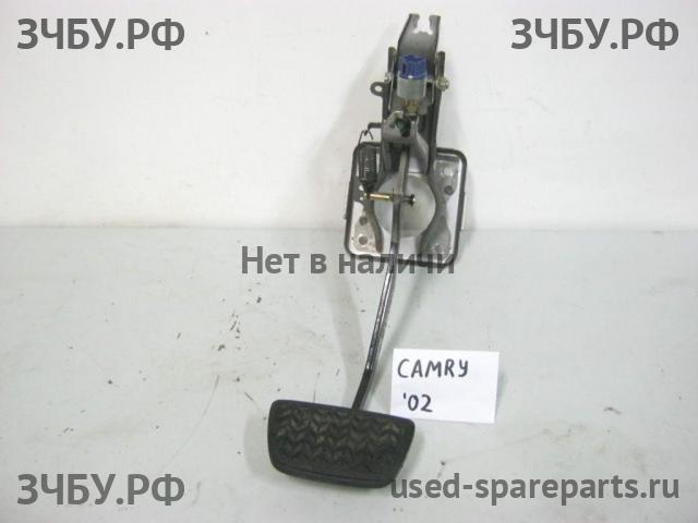 Toyota Camry 5 (V30) Педаль тормоза