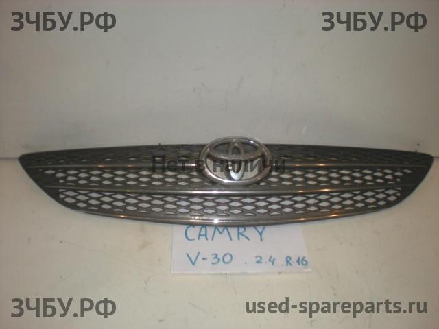 Toyota Camry 5 (V30) Решетка радиатора