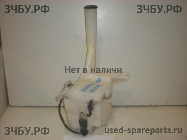 Toyota Camry 5 (V30) Бачок омывателя лобового стекла