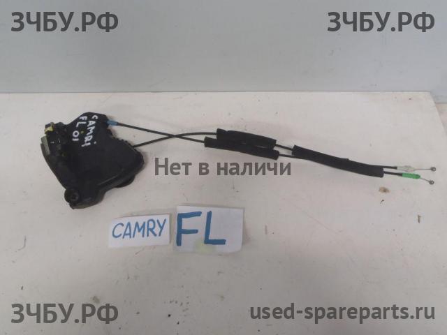 Toyota Camry 5 (V30) Замок двери передней левой