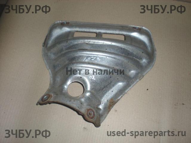Toyota Corolla (E12) Экран тепловой (кожух выпускного коллектора)