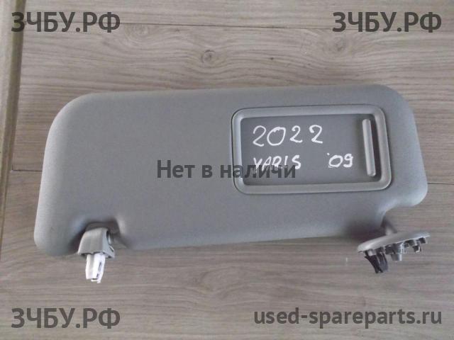 Toyota Yaris 2 Козырек солнцезащитный