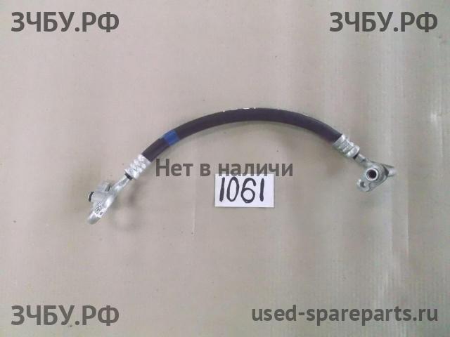 Toyota Yaris 2 Трубка кондиционера