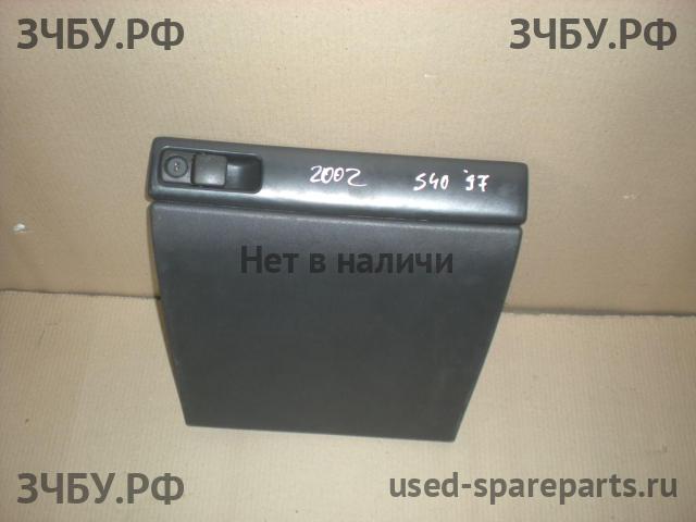 Volvo S40 (1) Бардачок