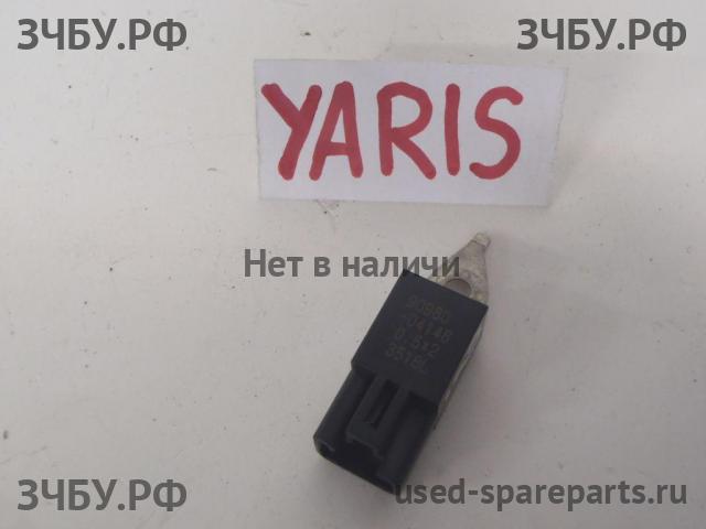 Toyota Yaris 2 Реле