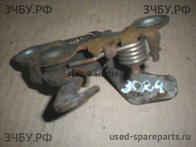 Peugeot 206 Замок капота