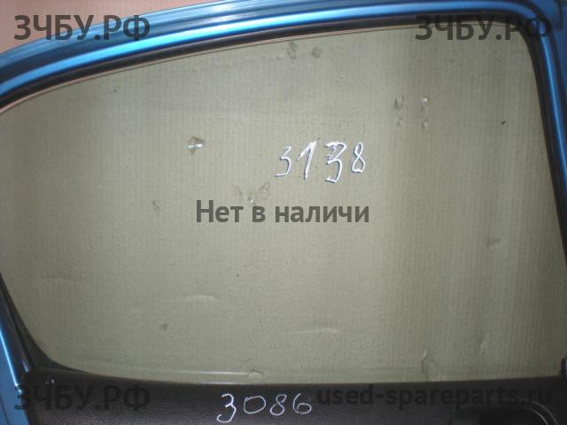 Peugeot 206 Стекло двери задней левой