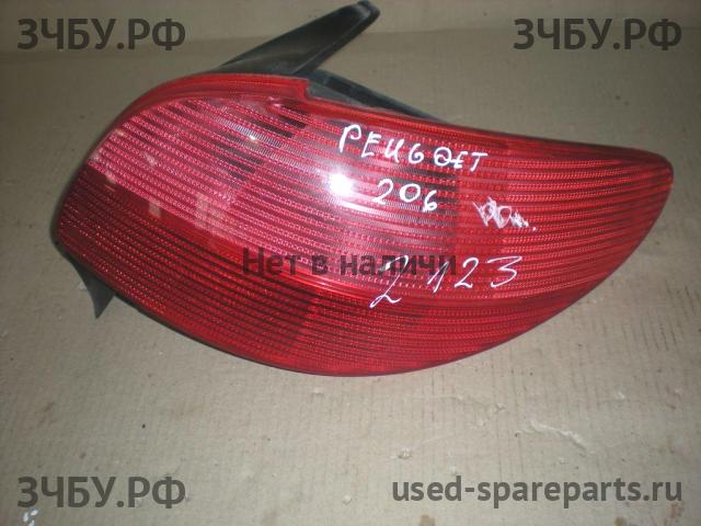 Peugeot 206 Фонарь правый