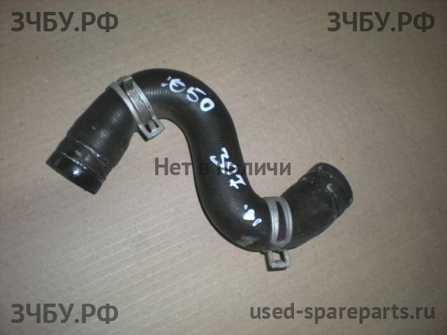 Peugeot 307 Патрубок радиатора
