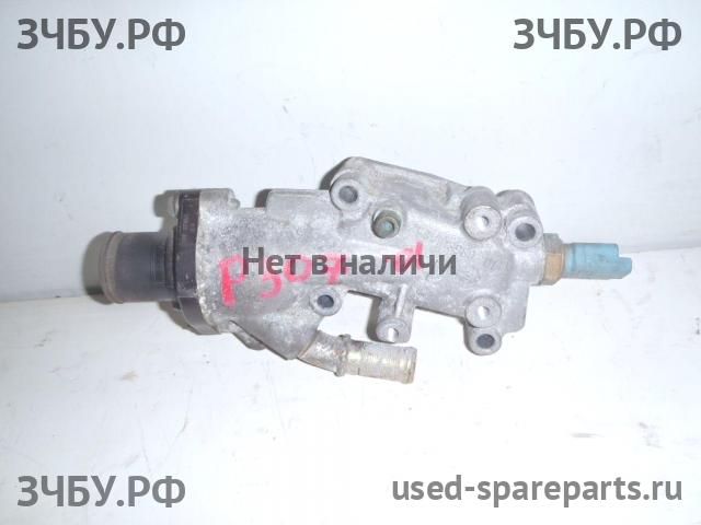 Peugeot 307 Фланец двигателя системы охлаждения