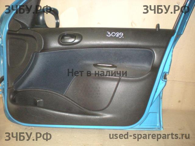 Peugeot 206 Обшивка двери передней правой