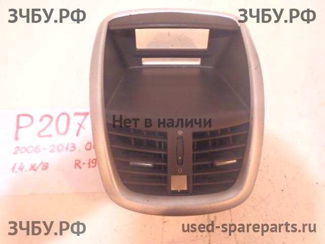 Peugeot 207 Дефлектор воздушный