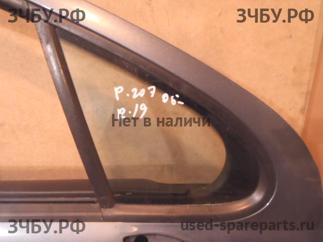 Peugeot 207 Стекло двери передней правой