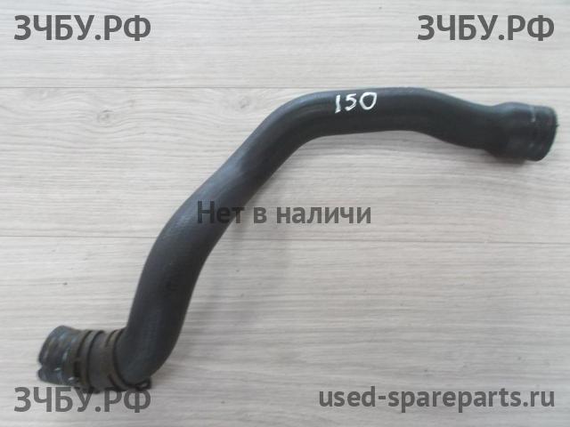 Opel Astra H Патрубок радиатора