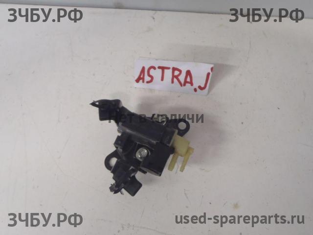 Opel Astra J Клапан электромагнитный