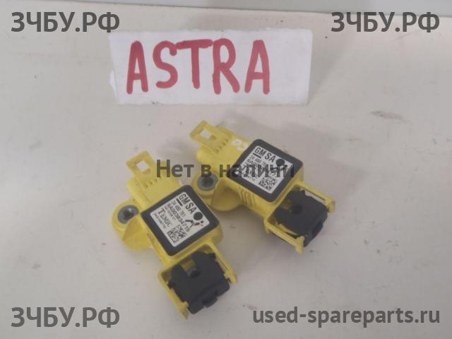 Opel Astra H Датчик