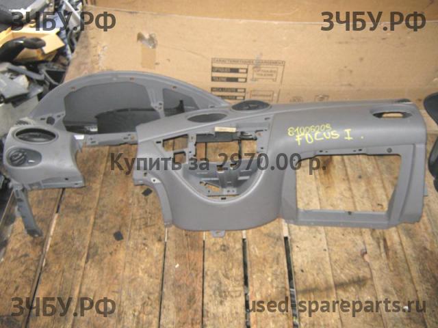 Ford Focus 1 Торпедо